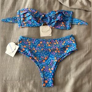 NWT Kulani Kinis Bombshell Beach Set